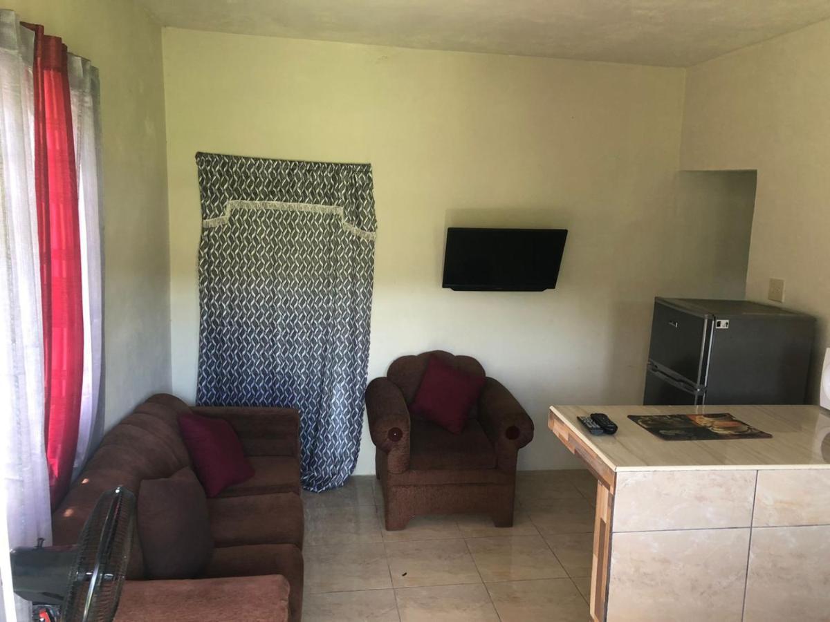 Apartmentswestvillage 2Bedroom Montego Bay Esterno foto